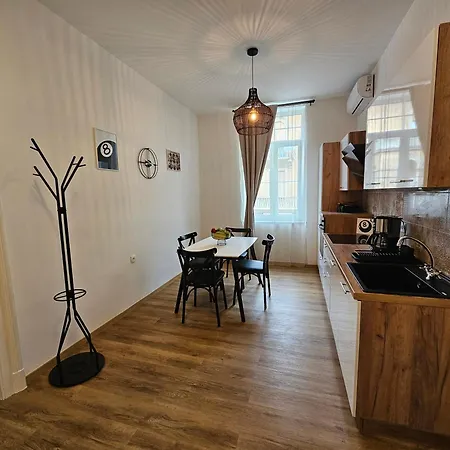 No8 Apartmán Opatija